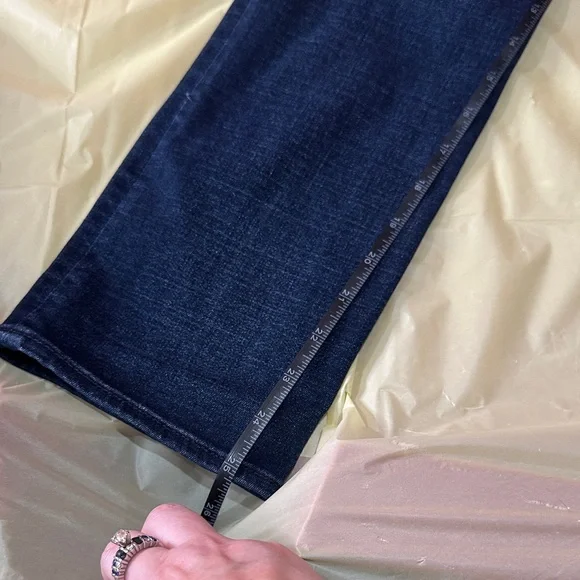 American Eagle Outfitters Women's Ripped Dark Blue Skinny Jeans size 4 - Picture 8 of 9